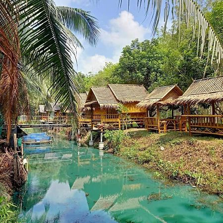Nakhon Si Ban Na Homestay Nakhon Si Thammarat Exterior foto