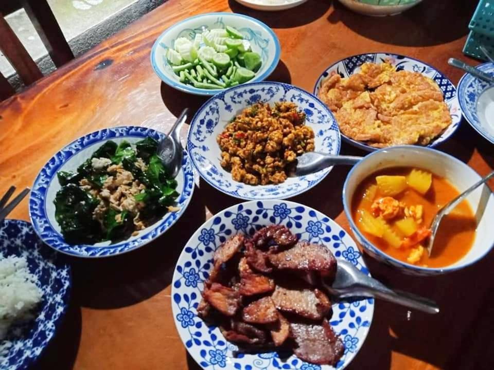 Nakhon Si Ban Na Homestay Nakhon Si Thammarat Exterior foto